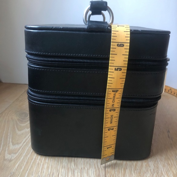 DIOR Train Vanity Case two tiered structured BLACK price firm!! - Picture 8 of 13